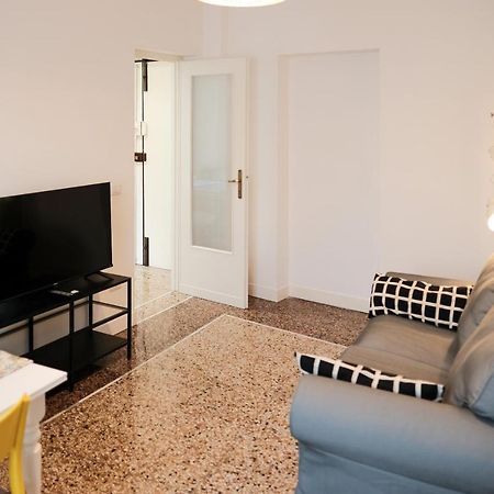Family Apartment Near Vatican Museum Рим Экстерьер фото